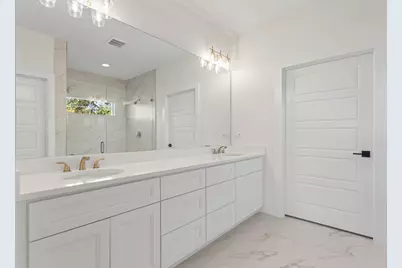 1901 N Chateau Lane Lane N, Kerrville, TX 78028 - Photo 7