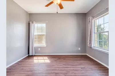 112 Maplewood N, Kyle, TX 78640 - Photo 13