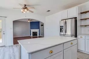 112 Maplewood N, Kyle, TX 78640 - Photo 5