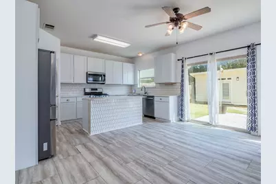 112 Maplewood N, Kyle, TX 78640 - Photo 7
