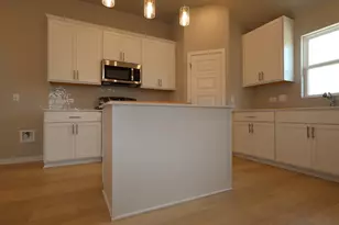 4516 Lava Is Dr, Austin, TX 78747 - Photo 9