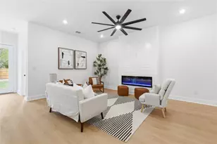 122 W Pauwela Ln, Bastrop, TX 78602 - Photo 27