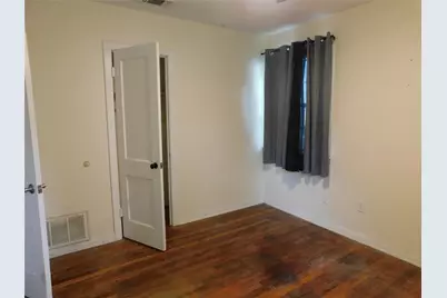 1304 S 19th Street S, Temple, TX 76504 - Photo 9