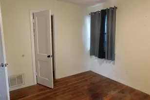 1304 S 19th Street S, Temple, TX 76504 - Photo 9