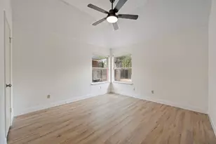 12501 Fallen Tower Ln, Austin, TX 78753 - Photo 19