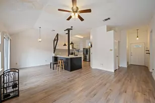 12501 Fallen Tower Ln, Austin, TX 78753 - Photo 5