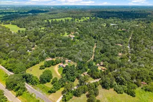 107 Mountain Valley Dr, Smithville, TX 78957 - Photo 1
