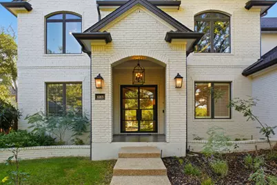 1213 Grosvener Court, Austin, TX 78746 - Photo 3