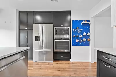 5301 Buffalo Pass, Austin, TX 78745 - Photo 11