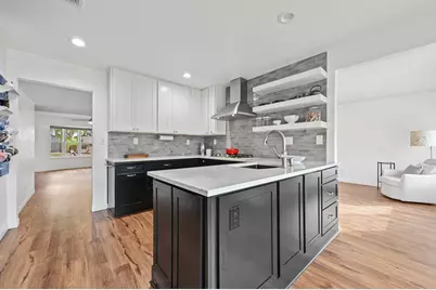 5301 Buffalo Pass, Austin, TX 78745 - Photo 9