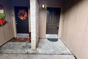 418 Linden St, Bastrop, TX 78602 - Photo 3