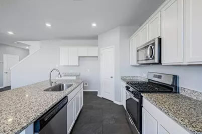 124 Greenbelt Reservoir Pass, Kyle, TX 78640 - Photo 7