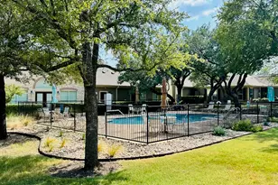 30 Wildwood Dr, Georgetown, TX 78633 - Photo 33