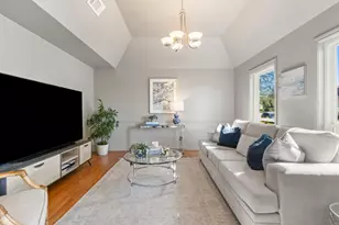 6659 Whitemarsh Valley Walk, Austin, TX 78746 - Photo 17