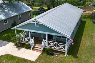 404 Rivers St, Smithville, TX 78957 - Photo 21