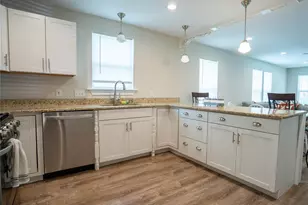 404 Rivers St, Smithville, TX 78957 - Photo 15