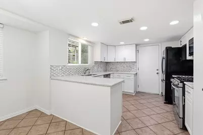 8532 Red Willow Drive, Austin, TX 78736 - Photo 11
