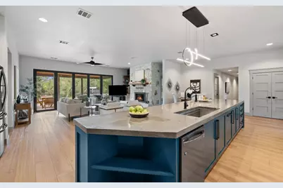 9207 Claxton Drive, Austin, TX 78736 - Photo 9