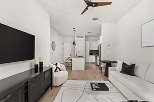 800 Embassy Dr, Austin, TX 78702 - Photo 9