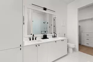 800 Embassy Dr, Austin, TX 78702 - Photo 15