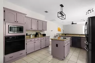 1247 Rocky Creek Dr, Pflugerville, TX 78660 - Photo 13