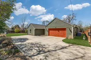 1113 Taulbee Ln, Austin, TX 78757 - Photo 1