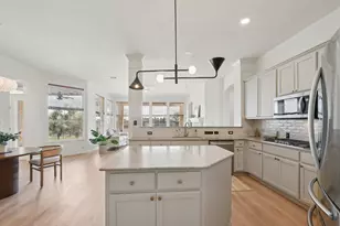 816 Drifting Wind Run, Dripping Springs, TX 78620 - Photo 15