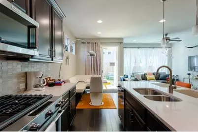 807 E 16th Street #A, Austin, TX 78702 - Photo 7