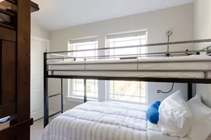 807 E 16th St, Austin, TX 78702 - Photo 25