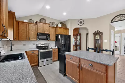 928 Tabernash Drive, Leander, TX 78641 - Photo 11