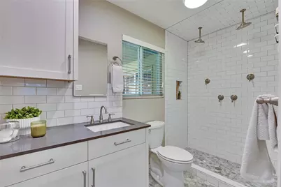 2905 Greenlawn Parkway, Austin, TX 78757 - Photo 19