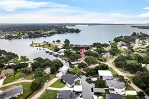 405 Robinhood Ln, Granite Shoals, TX 78654 - Photo 7
