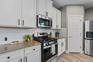 285 Gaida Loop, Georgetown, TX 78628 - Photo 9