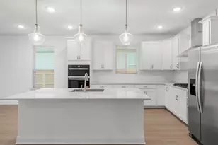 301 Celeste Wy, Liberty Hill, TX 78642 - Photo 13