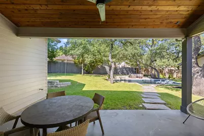 1500 Surrey Hill Drive, Austin, TX 78746 - Photo 31