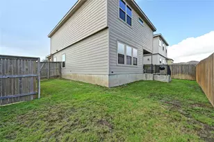 100 Comet Dr, Jarrell, TX 76537 - Photo 17