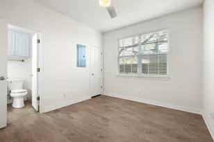 1100 W 25th St, Austin, TX 78705 - Photo 39