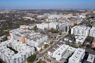 1100 W 25th St, Austin, TX 78705 - Photo 9