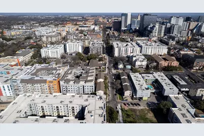 1100 W 25th Street #101, Austin, TX 78705 - Photo 11