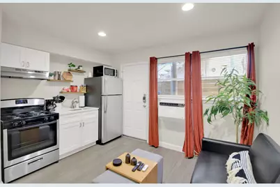 4501 Speedway #104, Austin, TX 78751 - Photo 5