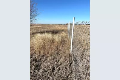 680 County Rd 520 Road, Hondo, TX 78850 - Photo 7