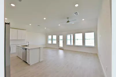 108 Divisadero Drive, Hutto, TX 78634 - Photo 5