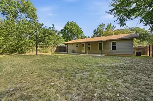1805 Fair Oaks Dr, Austin, TX 78745 - Photo 25