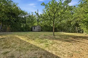 1805 Fair Oaks Dr, Austin, TX 78745 - Photo 27