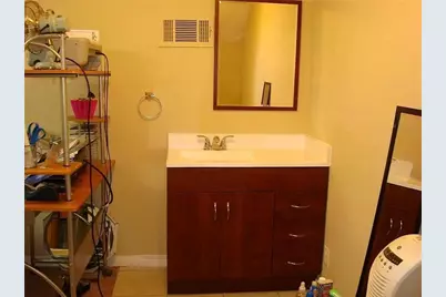 106 E 30th Street #304, Austin, TX 78705 - Photo 7