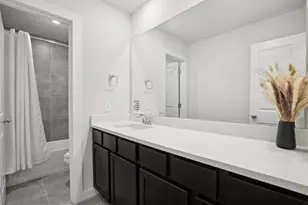 8119 Purple Aster Pass, Lago Vista, TX 78645 - Photo 17