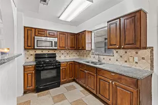 9104 Glenn Ln, Austin, TX 78753 - Photo 7