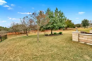 114 Bee Creek Ct, Georgetown, TX 78633 - Photo 31