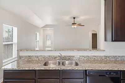 20004 Woodrow Wilson Street, Manor, TX 78653 - Photo 7