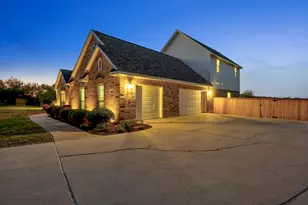 116 Oak Plaza Dr, Georgetown, TX 78628 - Photo 3